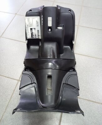 Пластик скутер перчаточного ящика SKIF 50