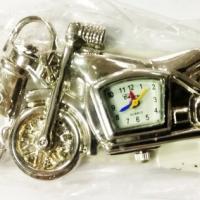 Часы-брелок Keychain Watch 50388 в форме мотоцикла,серебристый